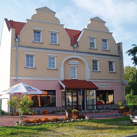 Hotel E-Lektor Morag Bagian luar foto