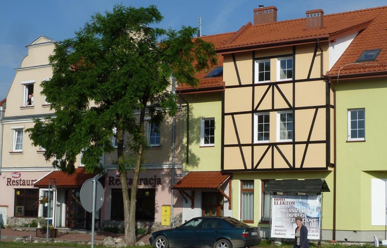 Hotel E-Lektor Morag Bagian luar foto