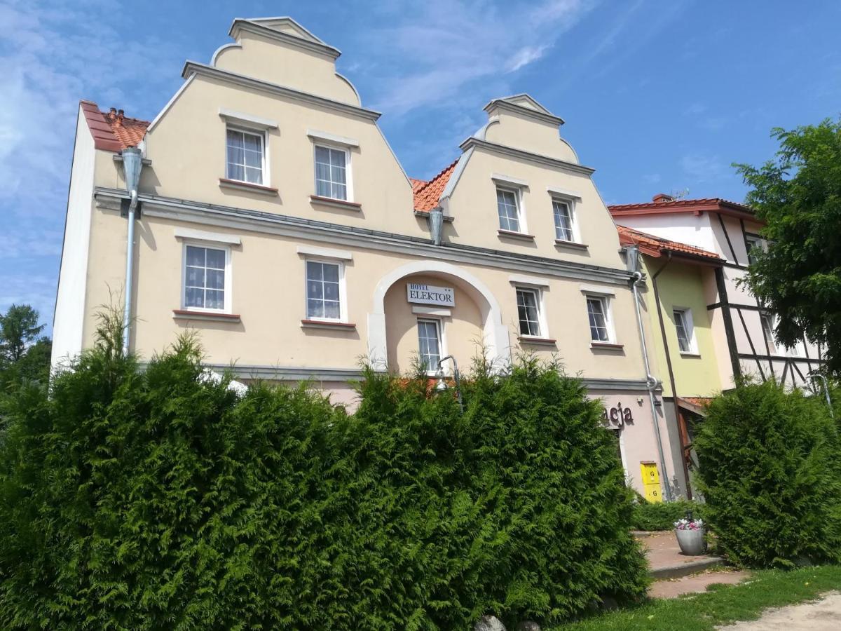 Hotel E-Lektor Morag Bagian luar foto
