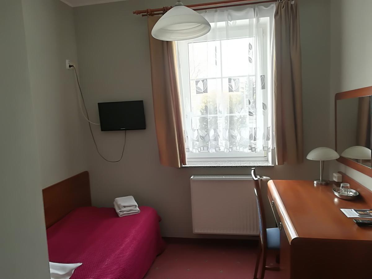 Hotel E-Lektor Morag Bagian luar foto